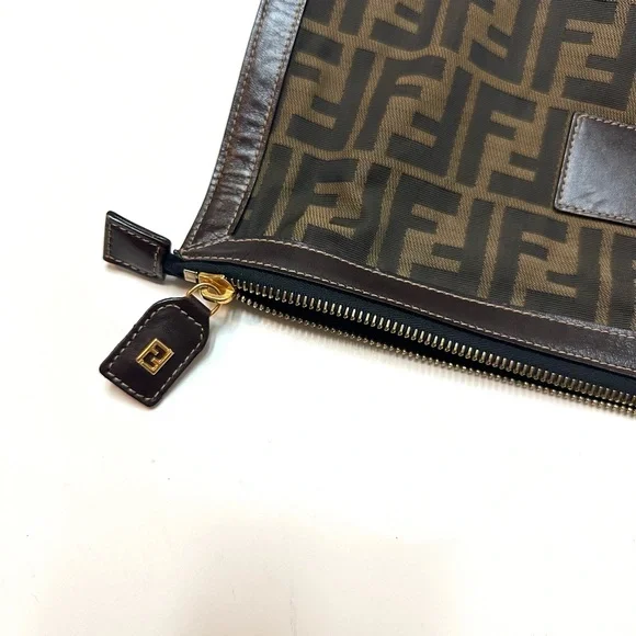 Fendi Brown Zucca Canvas Toiletry Pouch with Leather Trim - Picture 4 of 4
